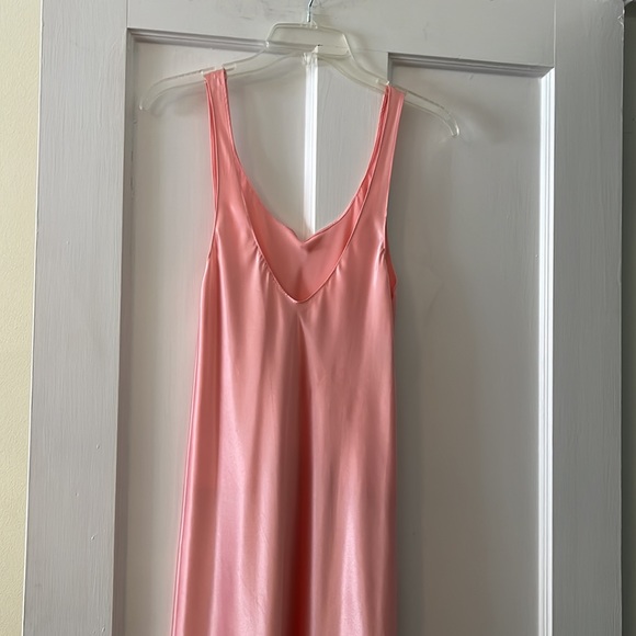 Long Silk like Pink Nightgown - Picture 3 of 4